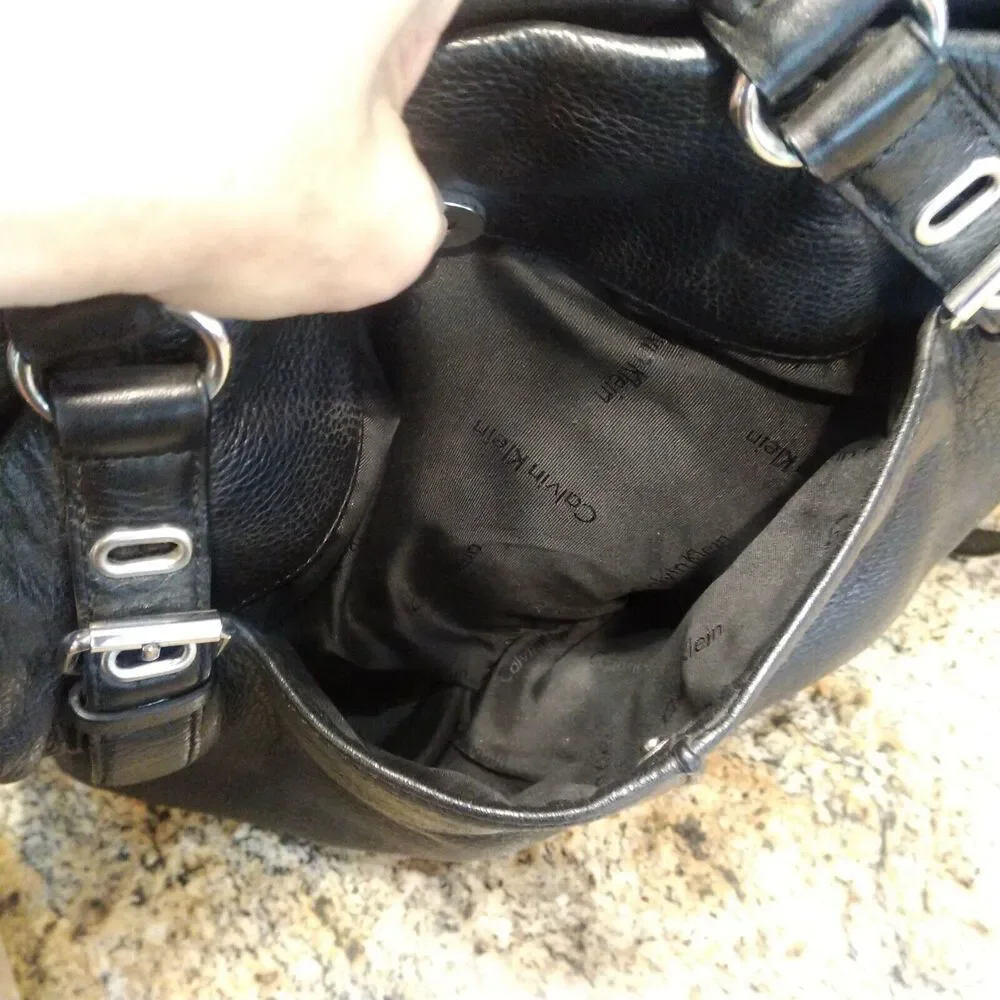 Calvin Klein Black Pebble Leather Convertible Satchel Shoulder Bag Buckle Accent